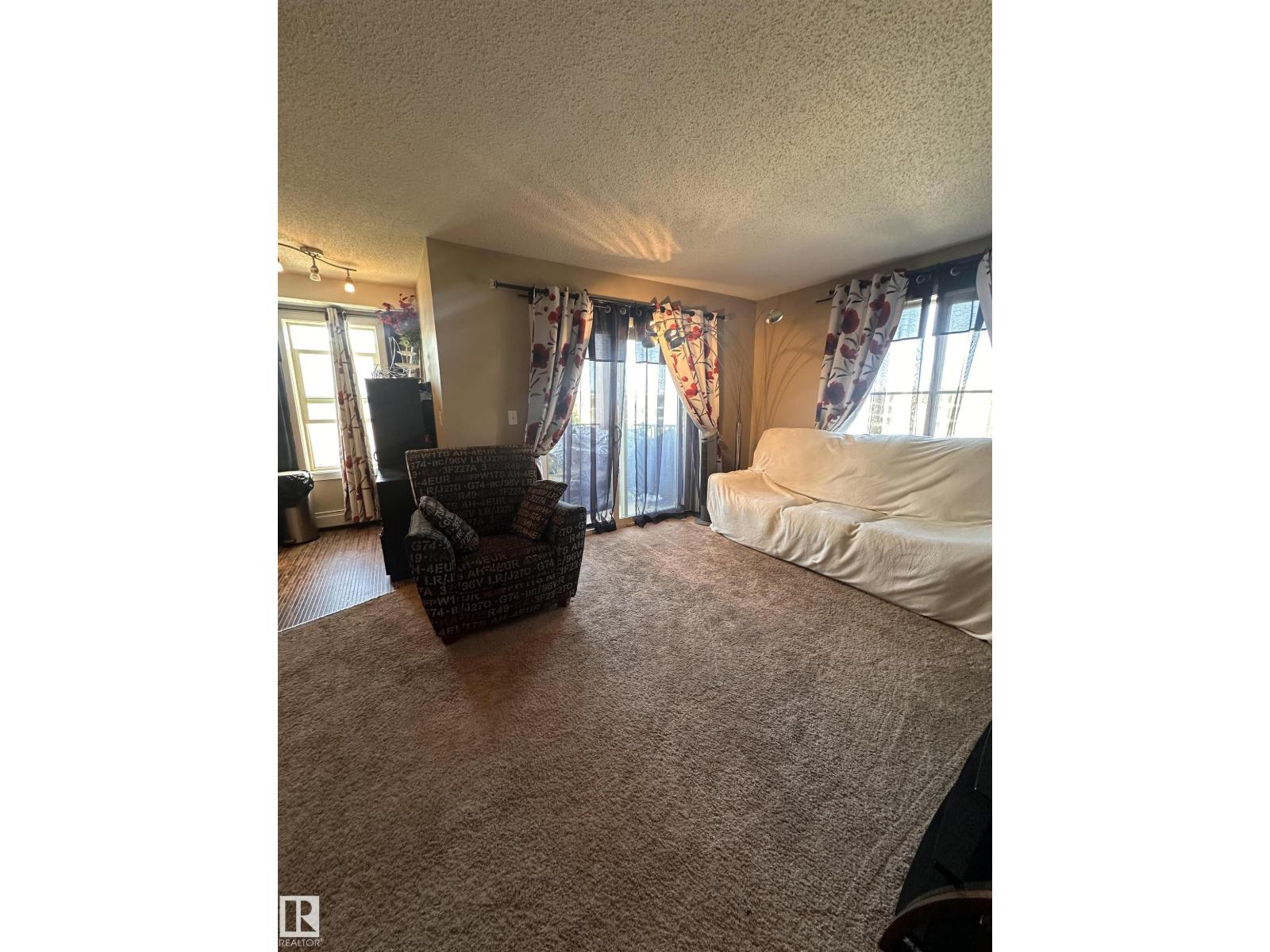 #419 11808 22 AV SW - 32