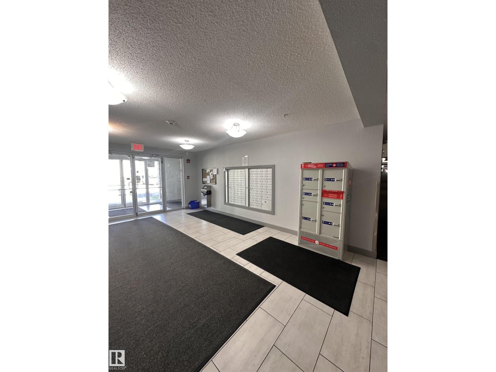 #419 11808 22 AV SW - 42