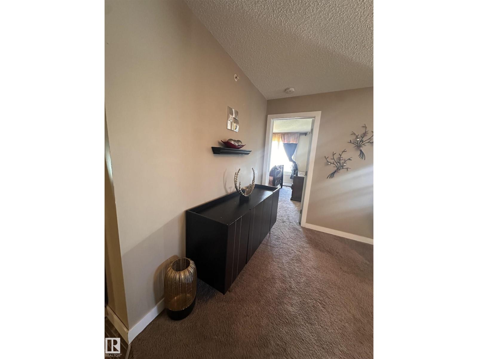 #419 11808 22 AV SW - 8