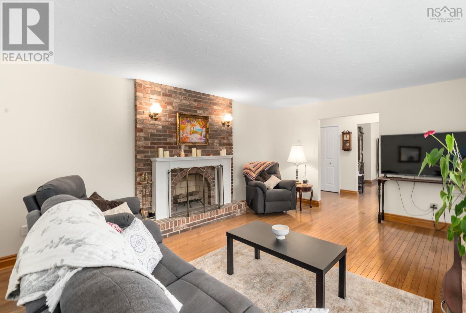 101 Etter Road - 6
