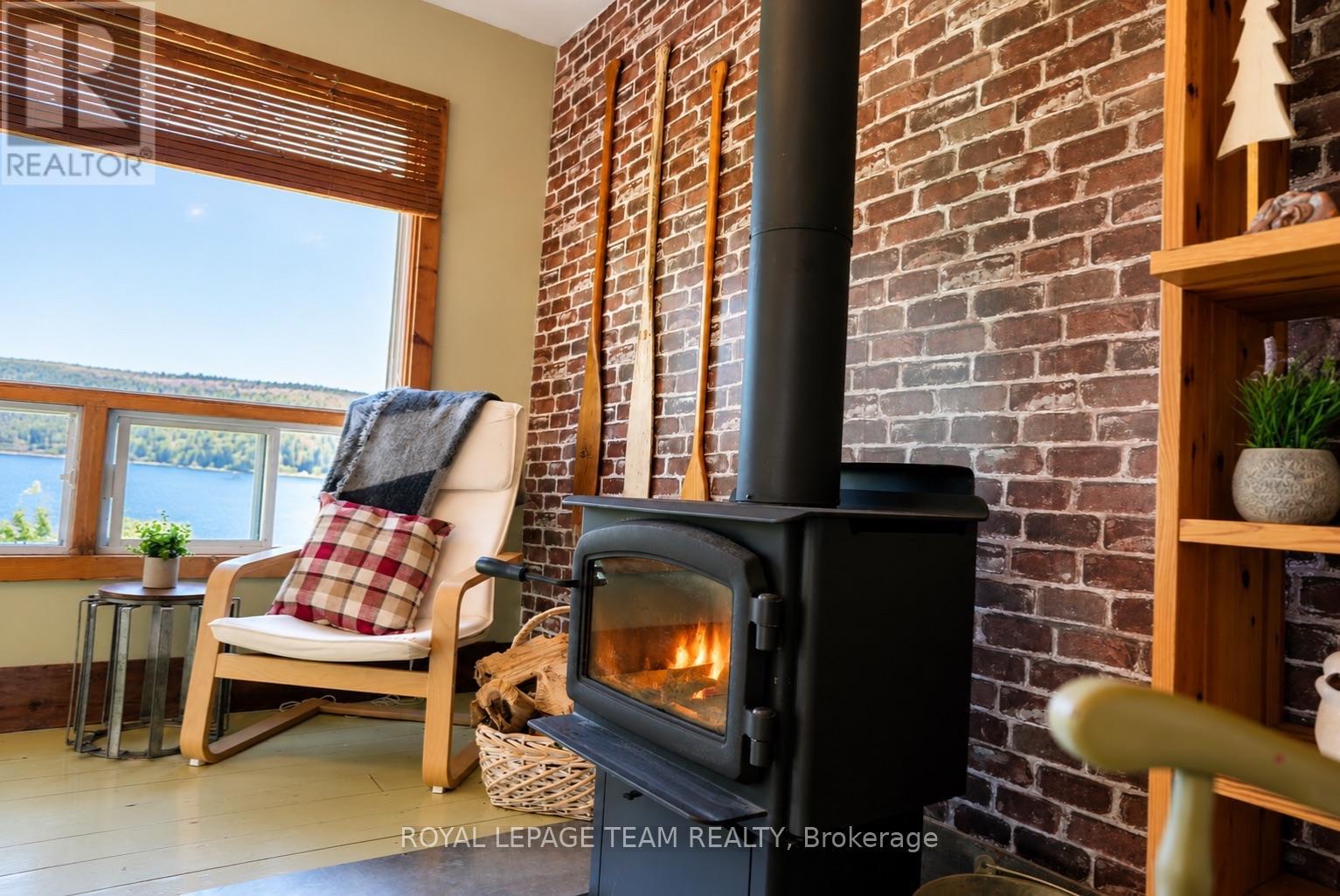 28 BEAS LANE - Image 23