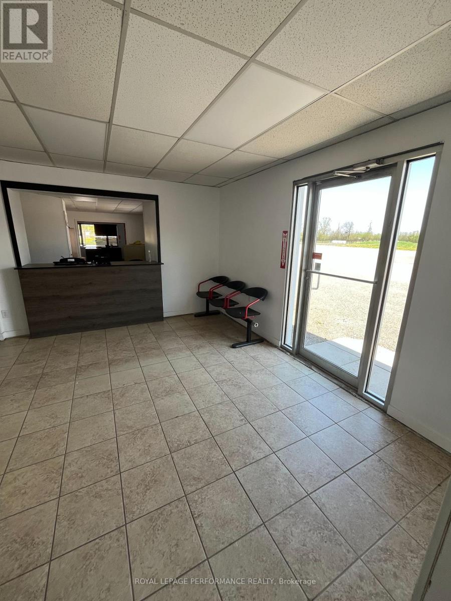 15747W Highway 7 Highway