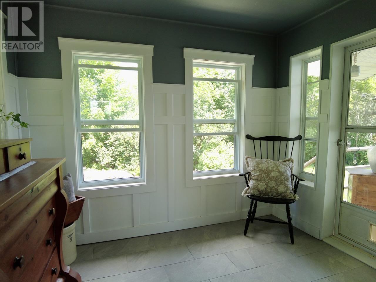 29 River Avenue - Image 32