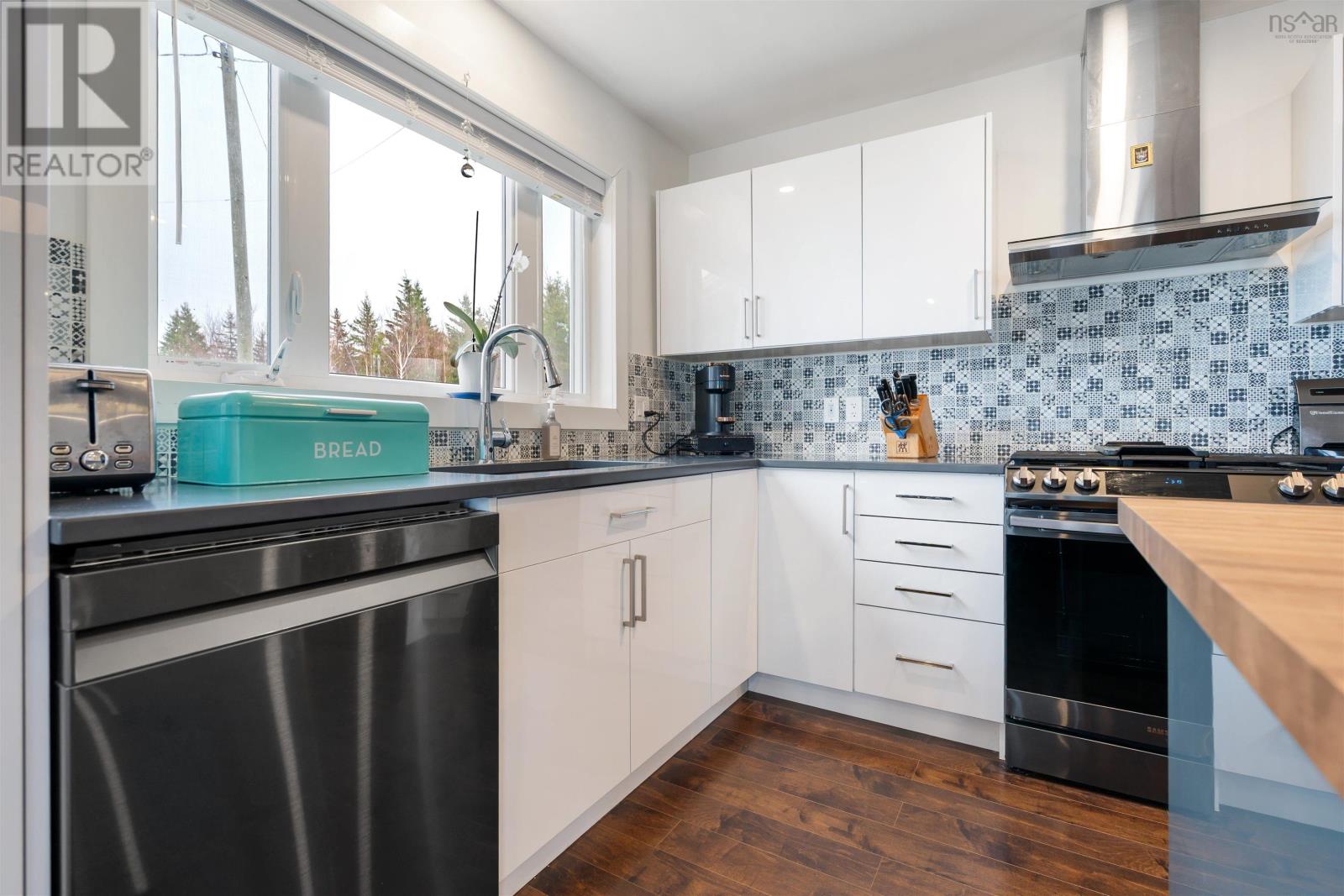 34 Birchwood Ridge - 12