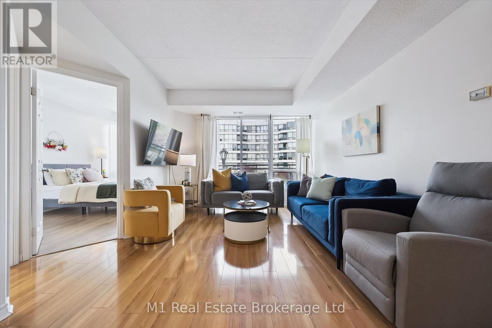 #208 105 BAGOT STREET - 4