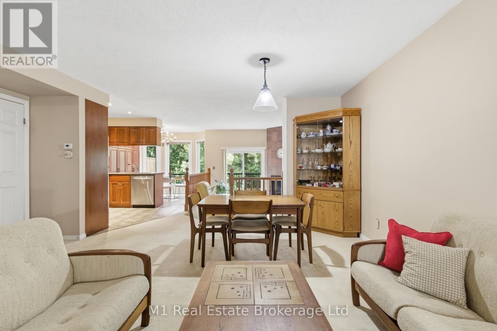 5 MARILYN DRIVE - 4