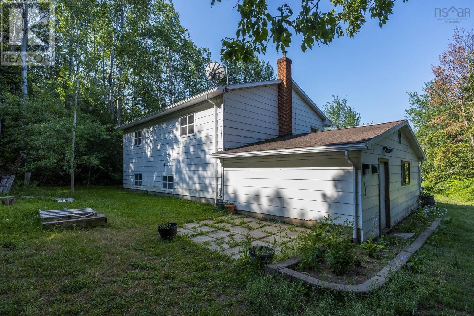 40 Mount Hanley Road - Image 2