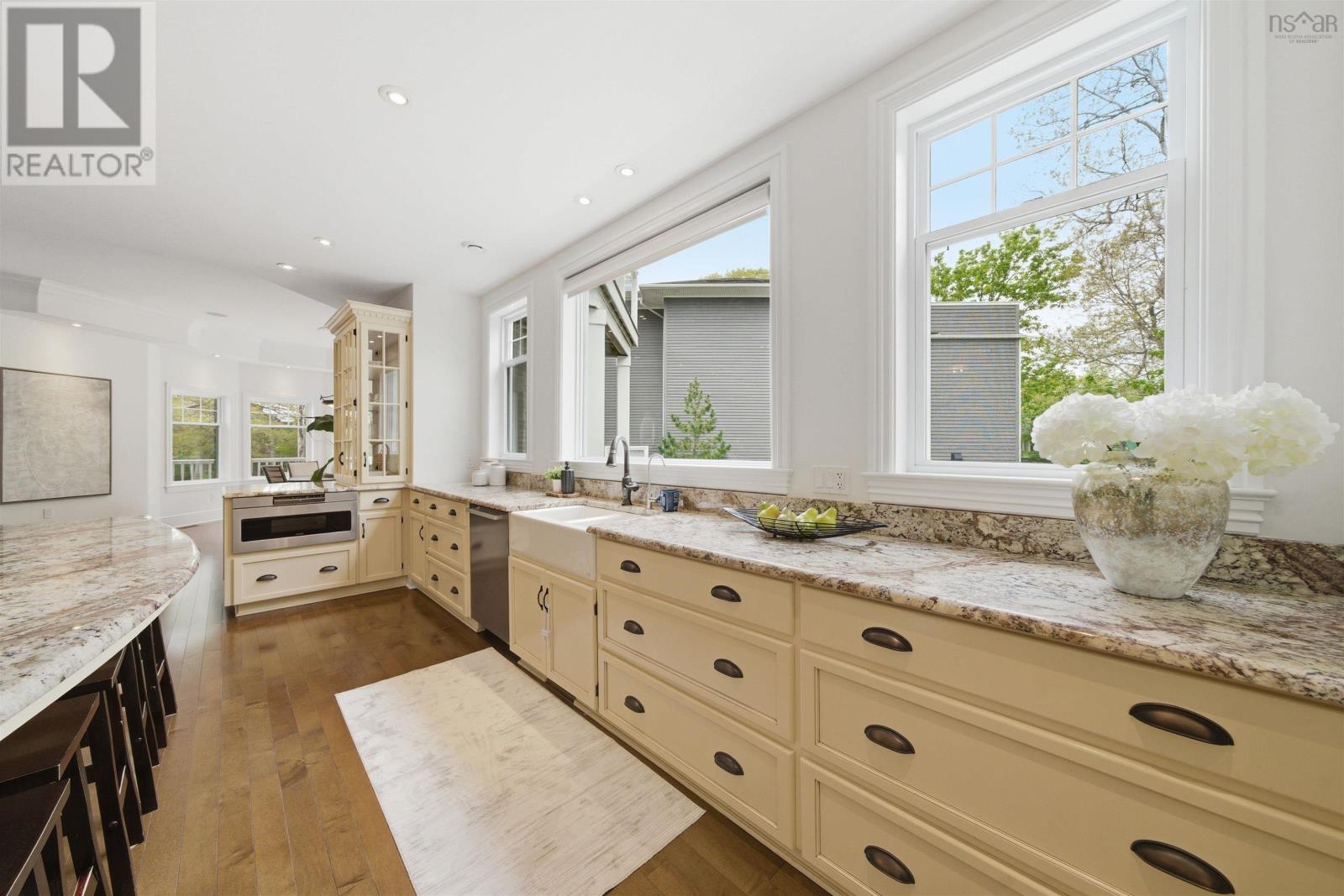 955 Winwick Road - 13