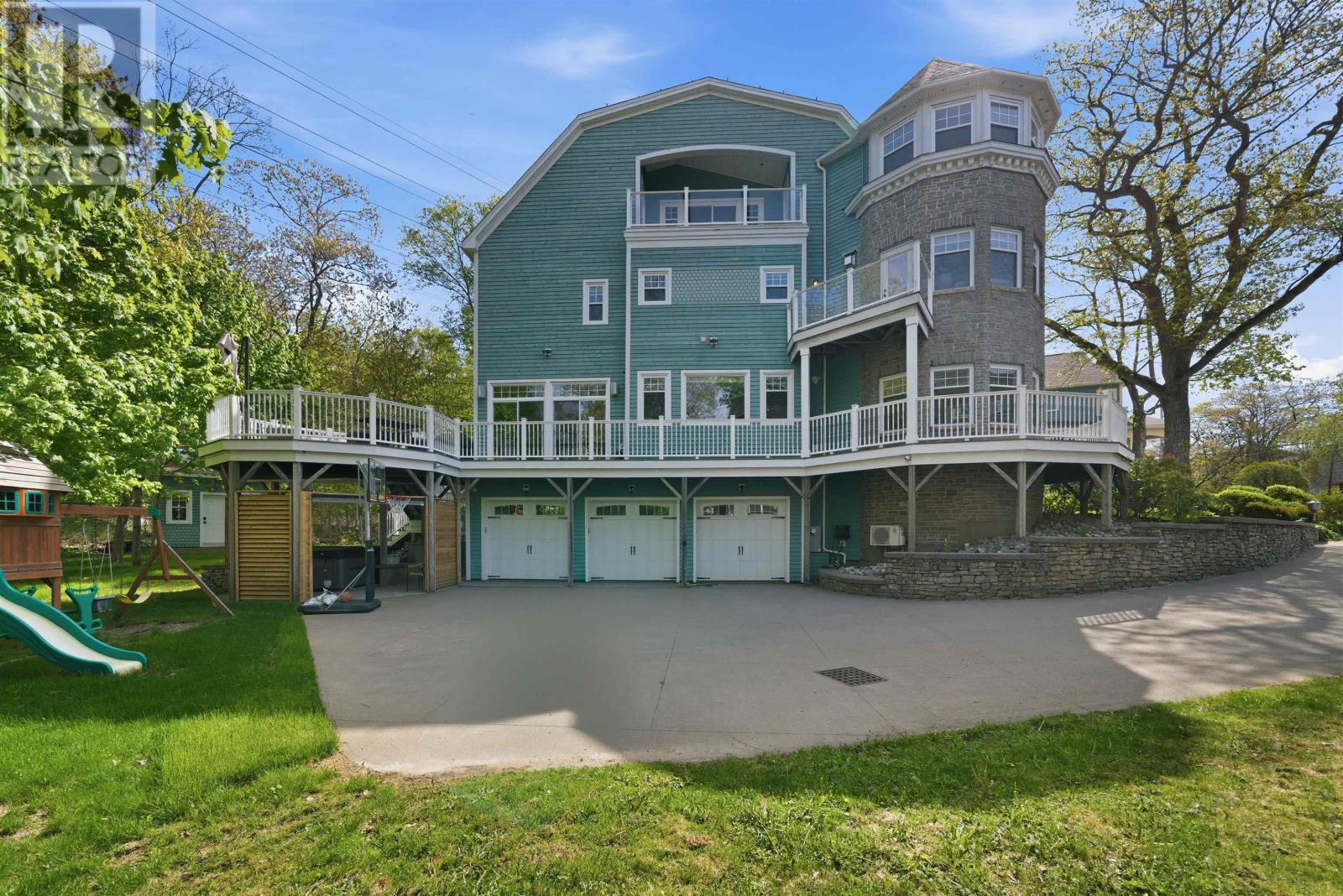 955 Winwick Road - 44