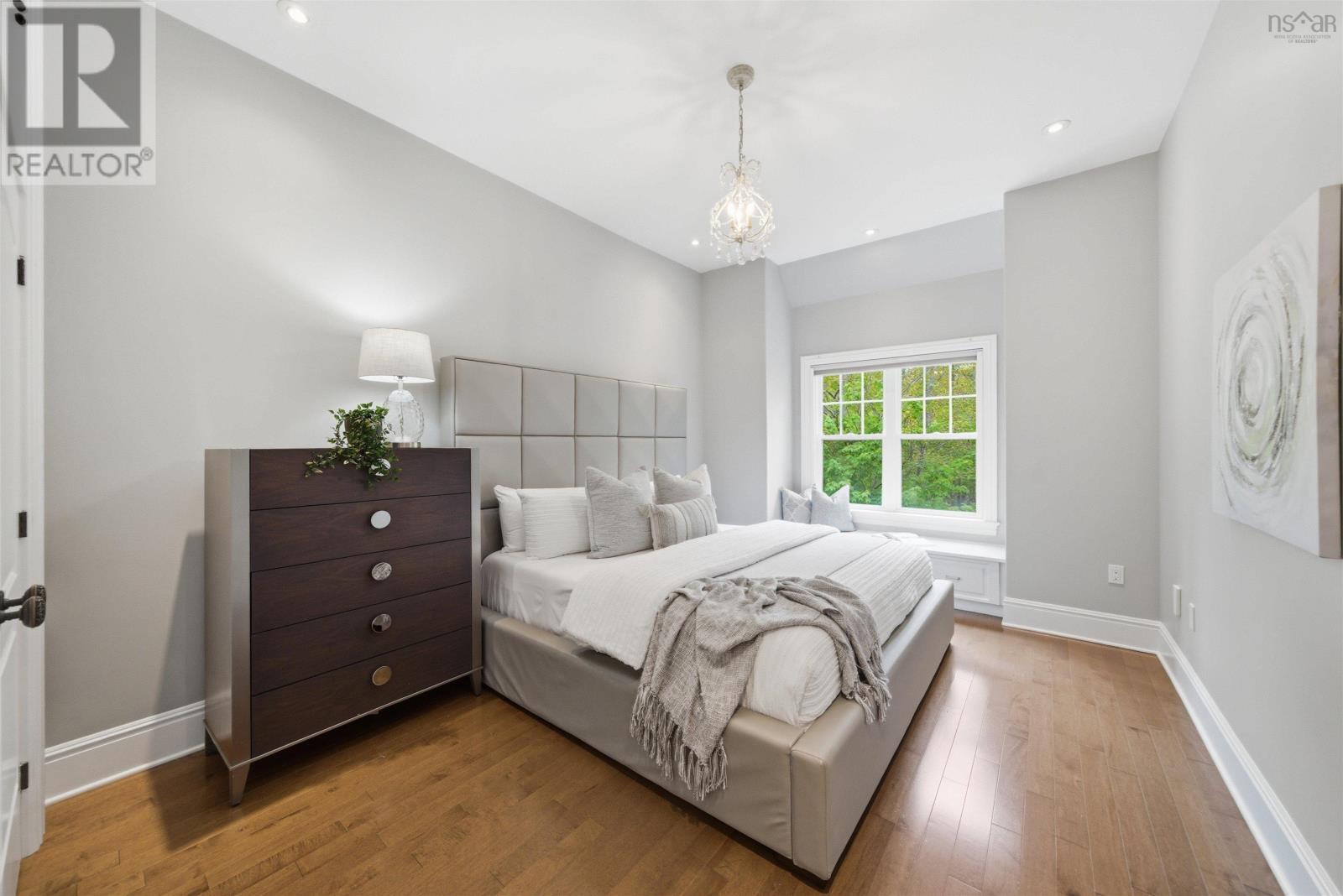 955 Winwick Road - 38