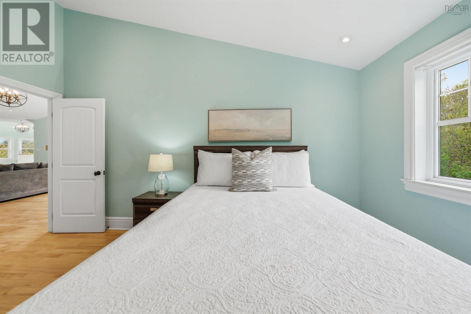 955 Winwick Road - 34