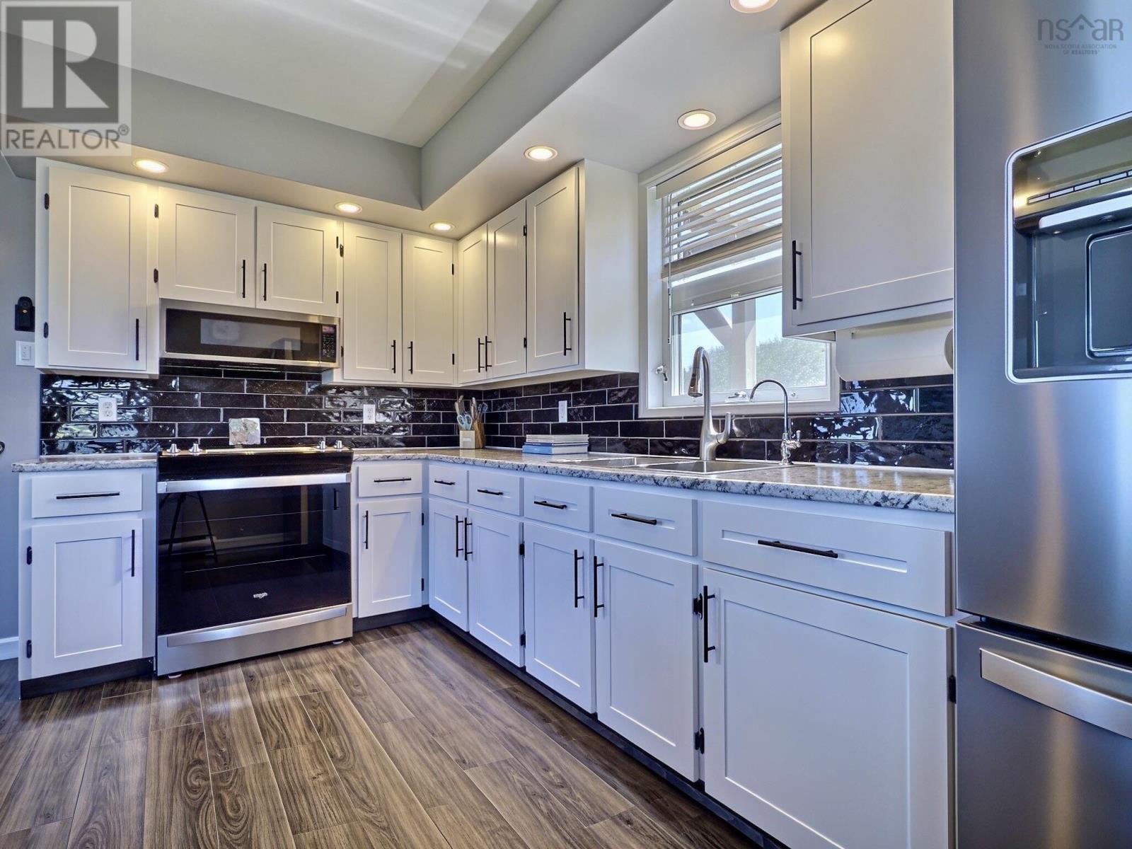 23 CHEMIN VENETTE ROAD - 8