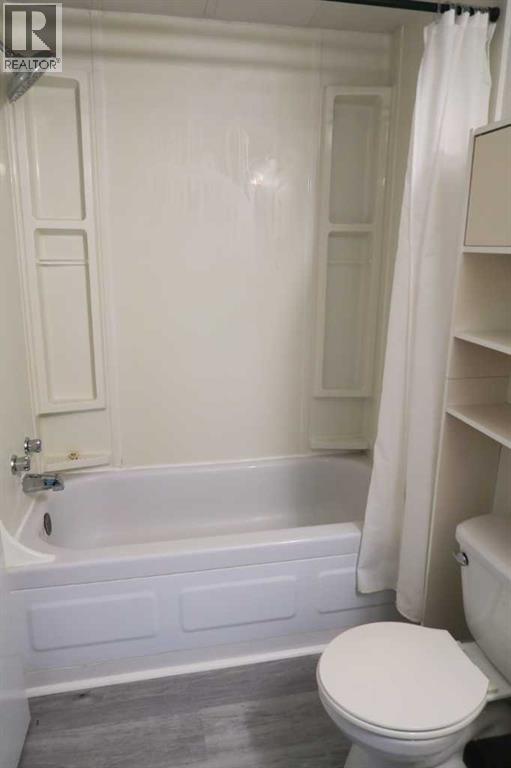 207 4 Street NW - 5