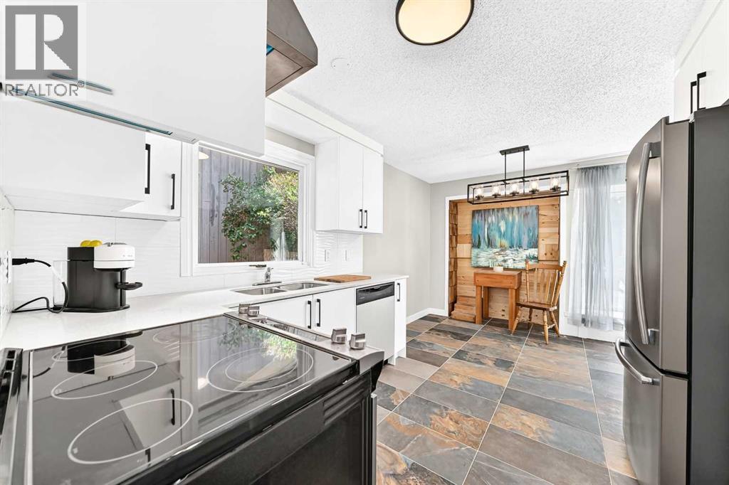 114 Midcrest Crescent SE - 5