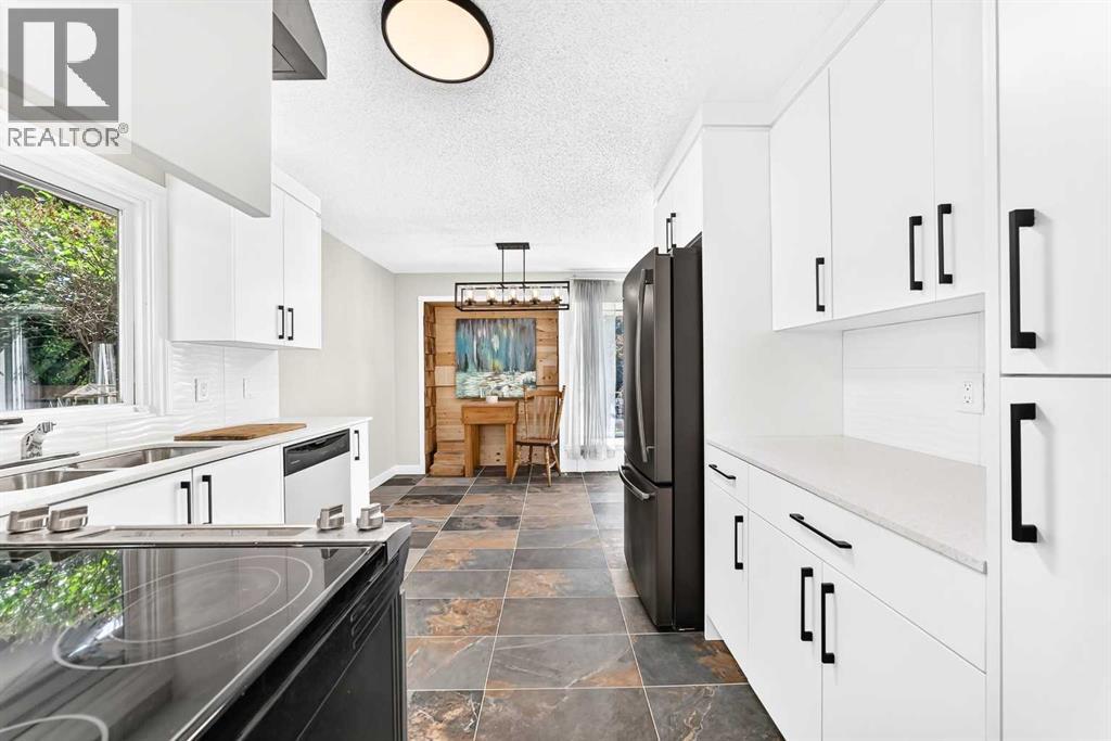 114 Midcrest Crescent SE - 6