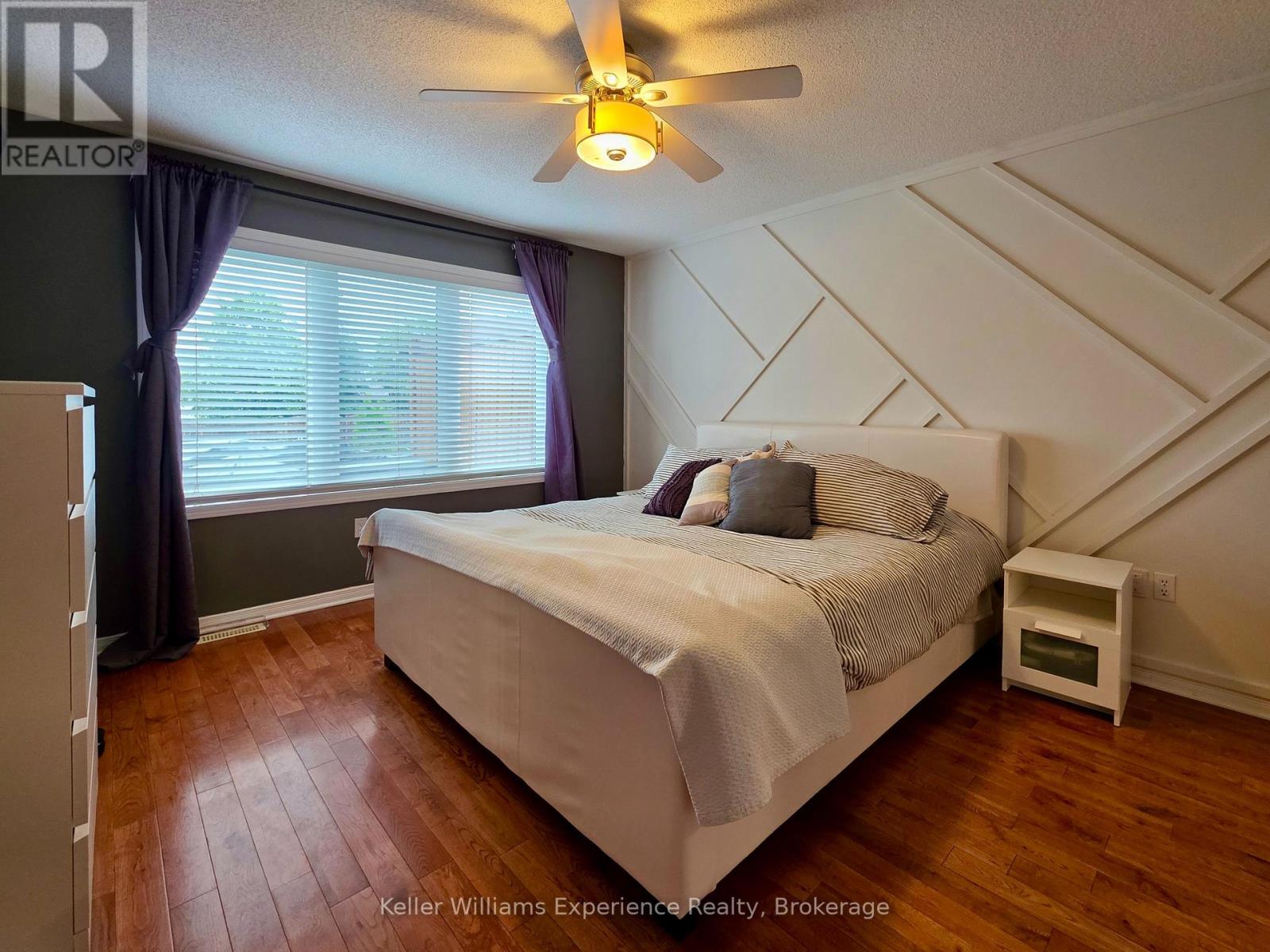 22 ROSEMEAD CLOSE - 19