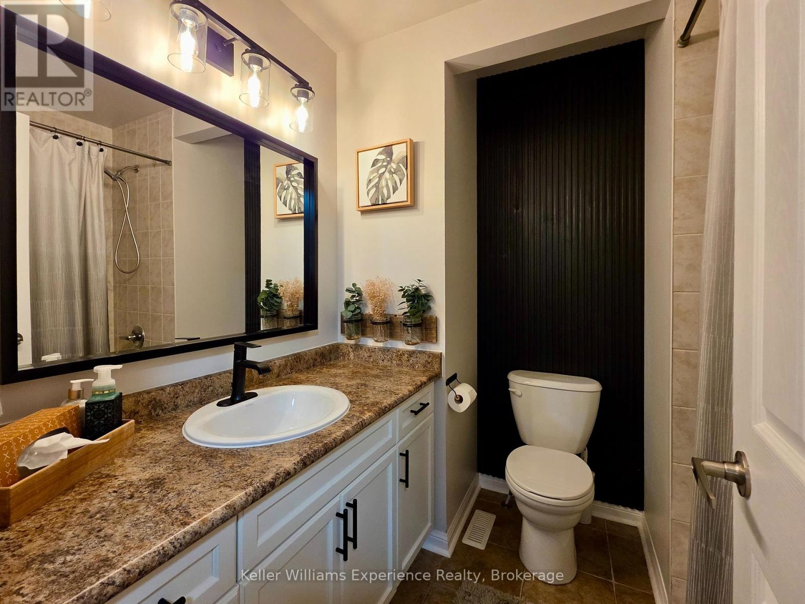 22 ROSEMEAD CLOSE - 27