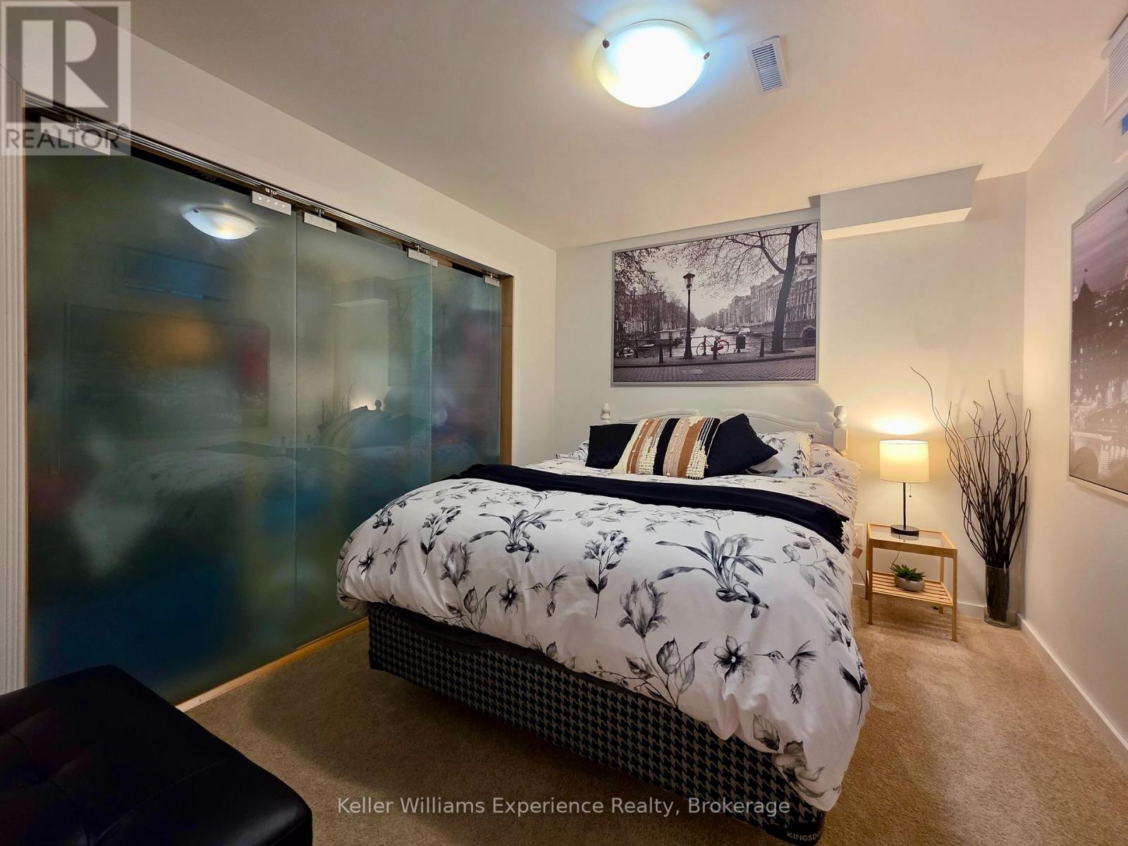 22 ROSEMEAD CLOSE - 36