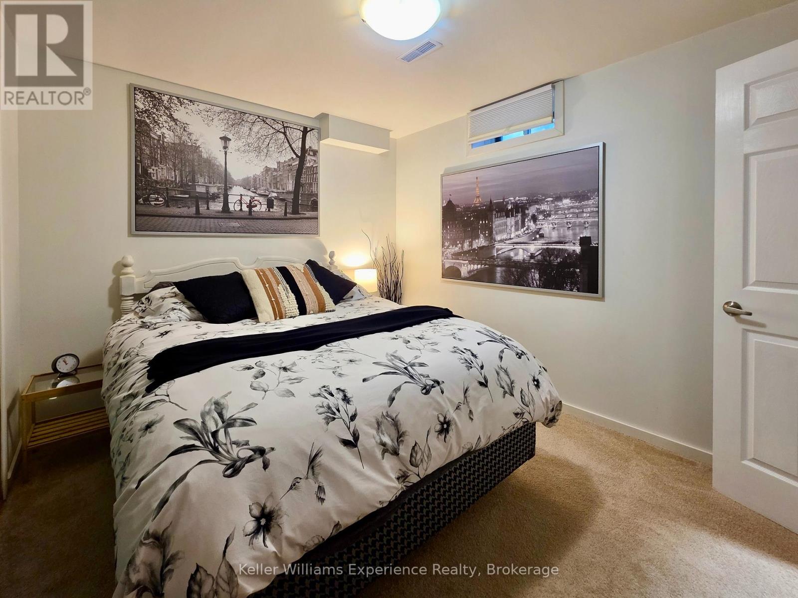 22 ROSEMEAD CLOSE - 37