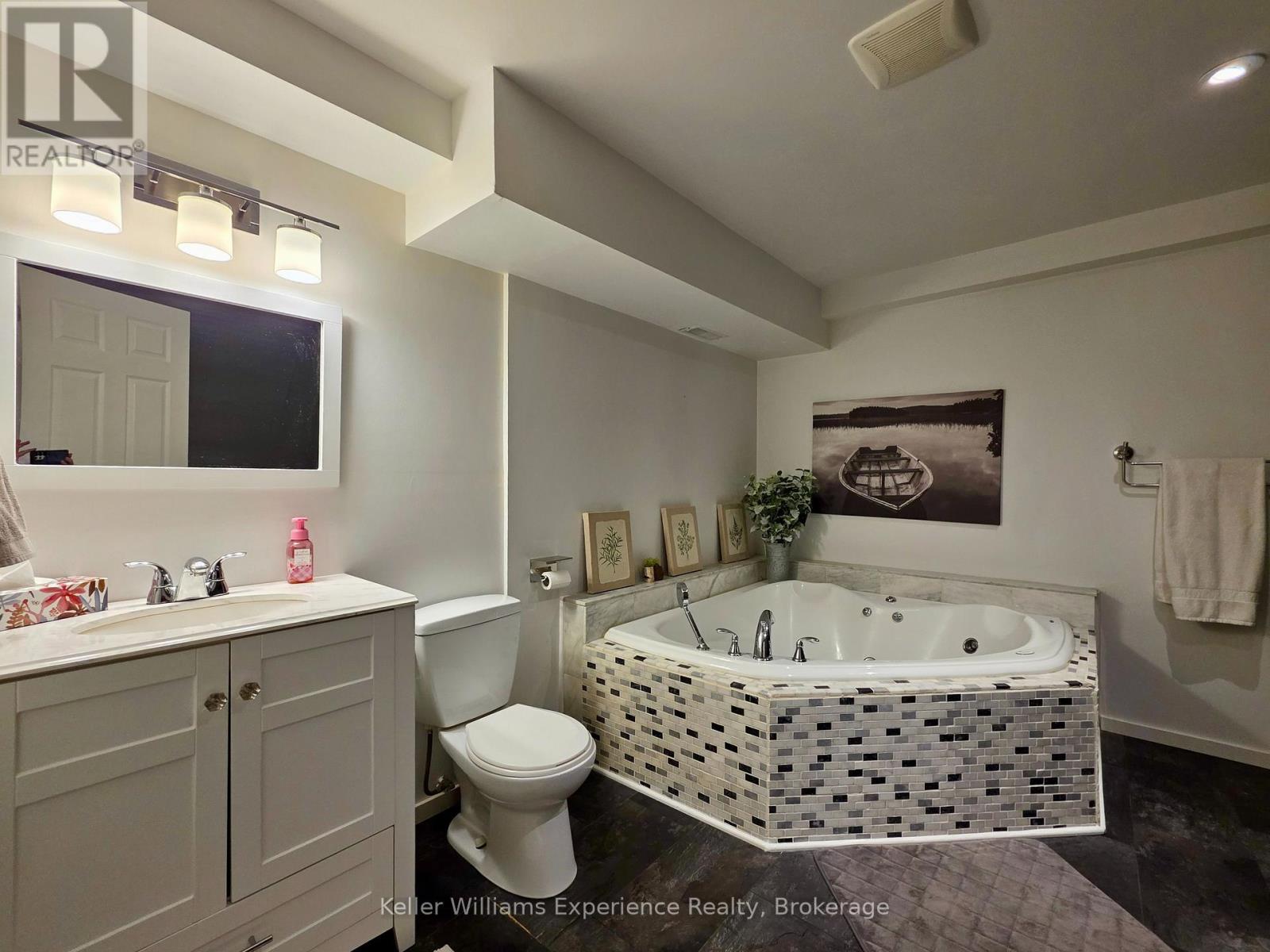 22 ROSEMEAD CLOSE - 39