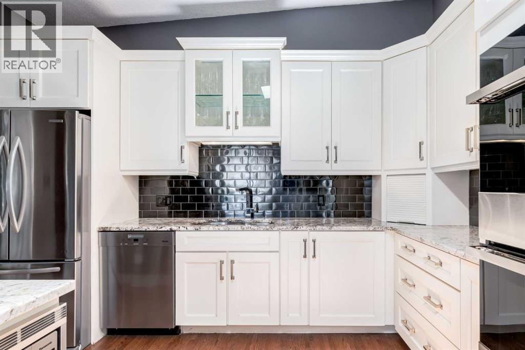 2031 30 Avenue SW - Image 7