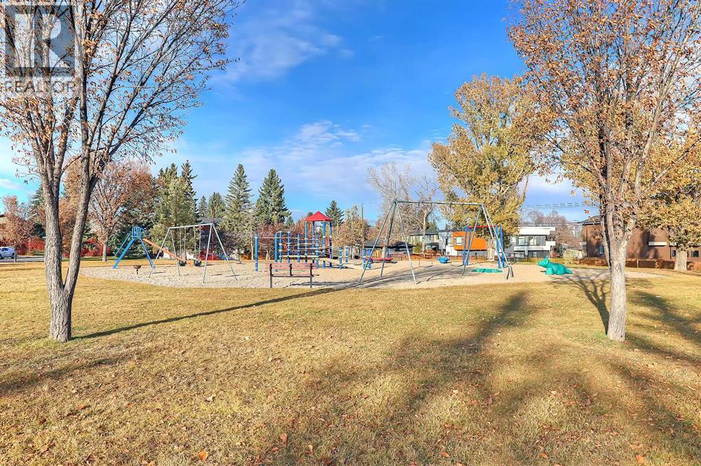 2031 30 Avenue SW - Image 44