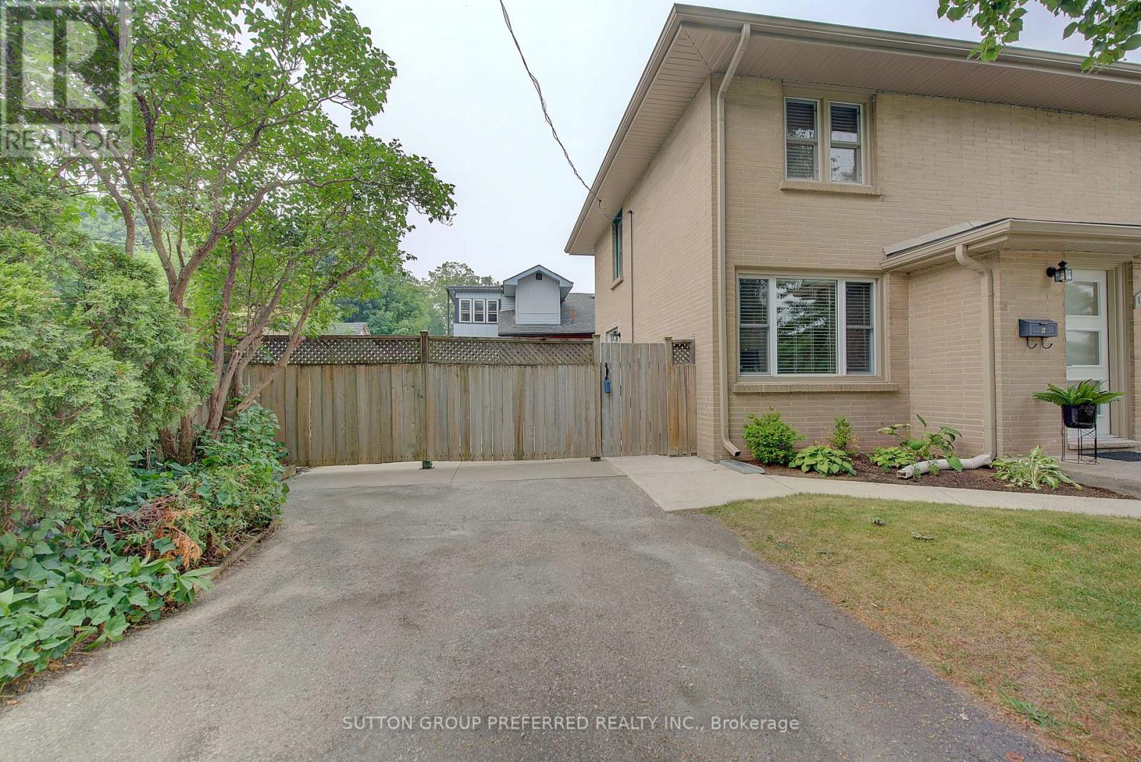 1271 NORMAN (UNIT B) AVENUE - 5