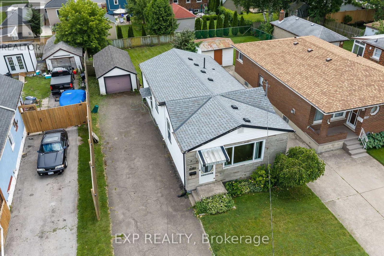6344 ASH STREET - 30