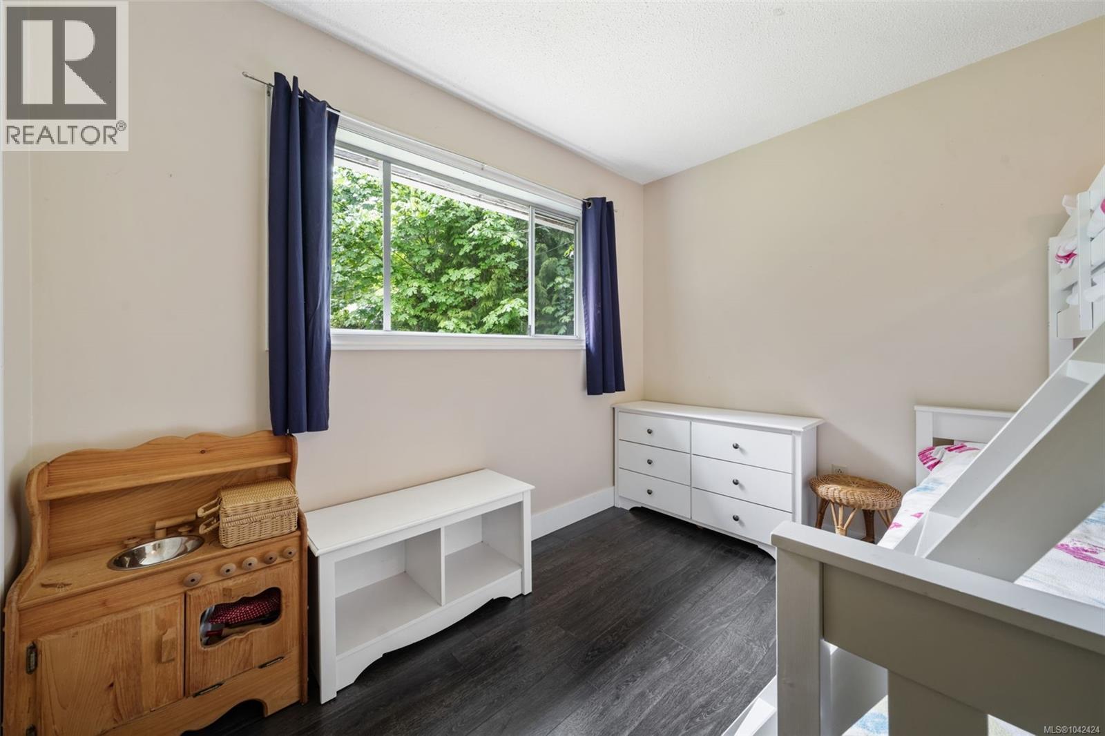 8256 Sa-Seen-Os Cres - 48