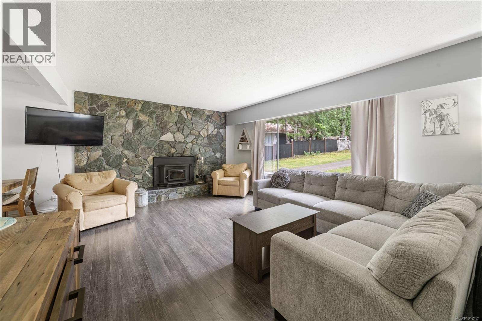 8256 Sa-Seen-Os Cres - 41