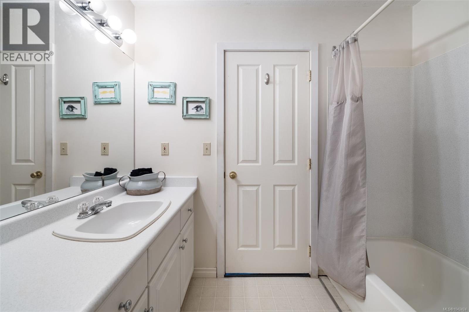 8256 Sa-Seen-Os Cres - 51