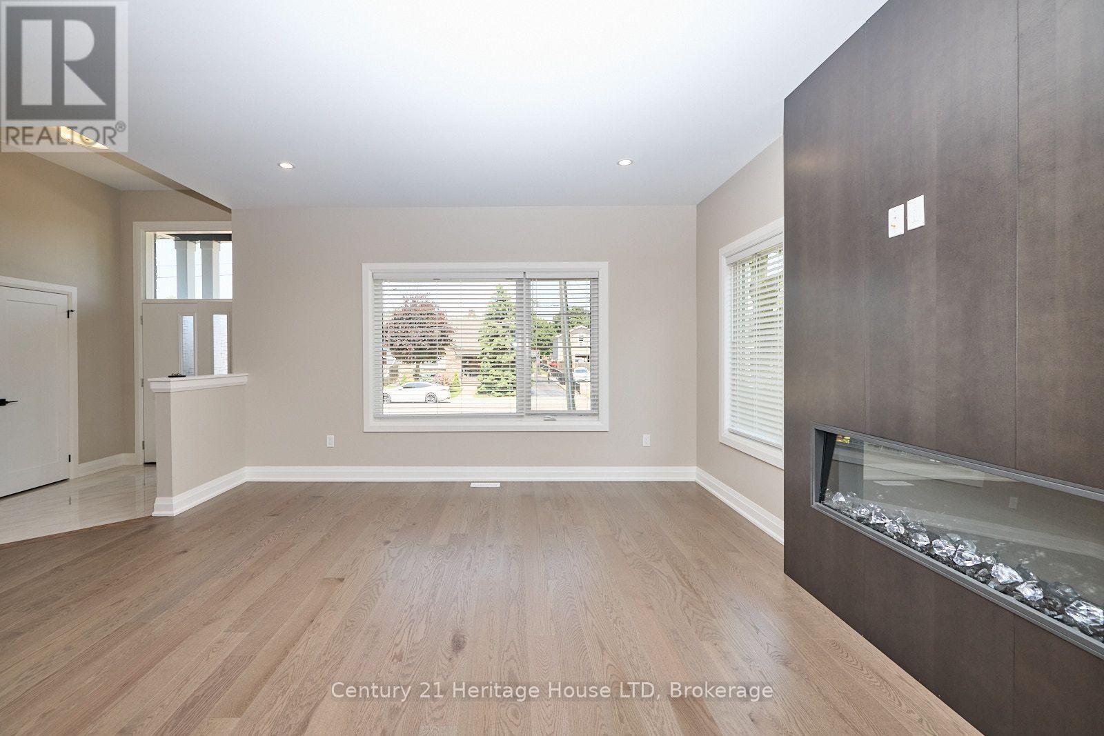 336 SUGARLOAF STREET - Image 10