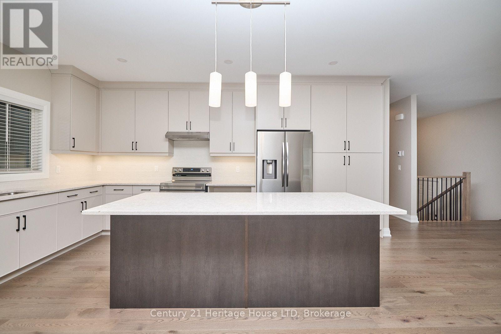 336 SUGARLOAF STREET - Image 12