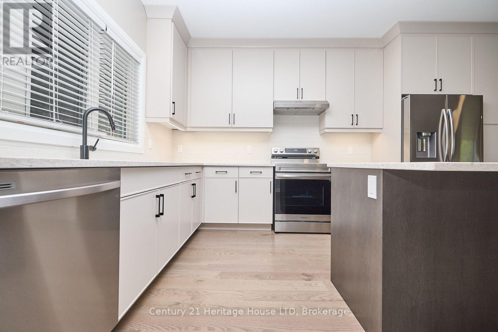 336 SUGARLOAF STREET - Image 15