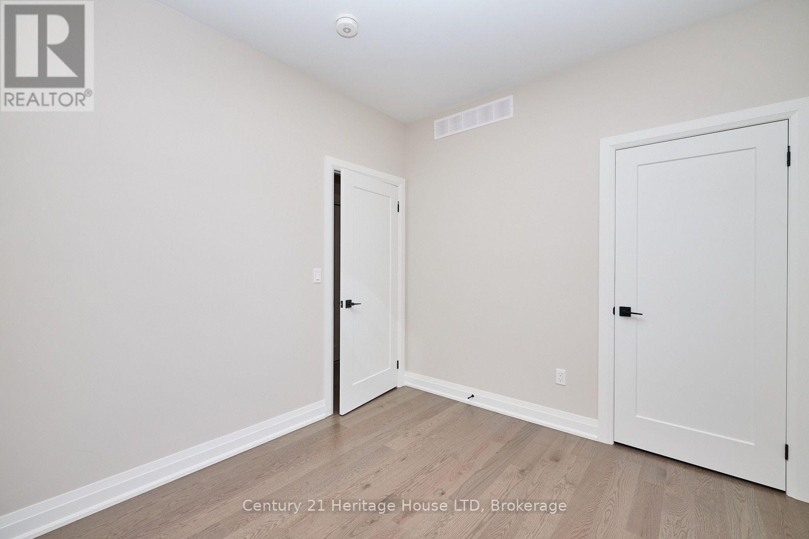 336 SUGARLOAF STREET - Image 23