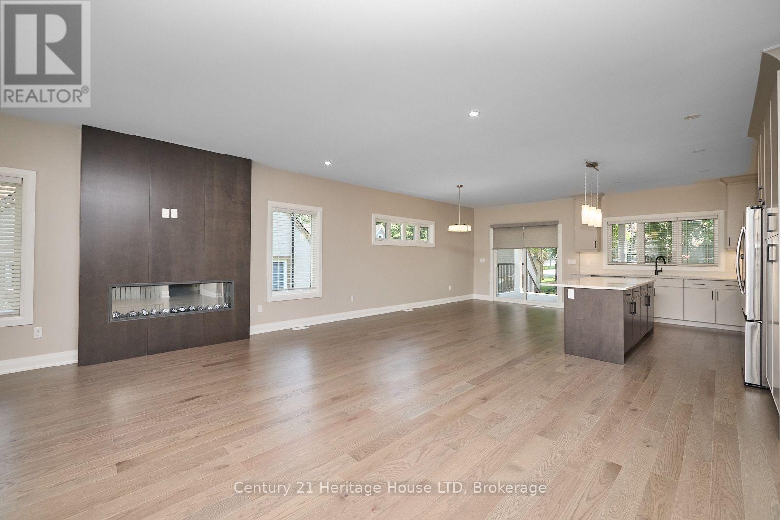 336 SUGARLOAF STREET - Image 6