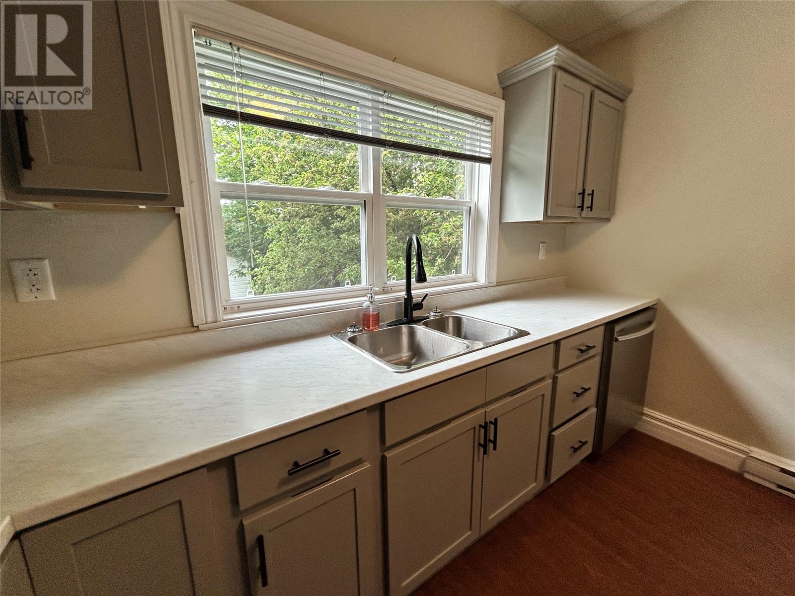 45 Franklyn Avenue - 11