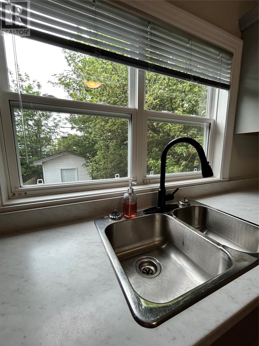 45 Franklyn Avenue - 12