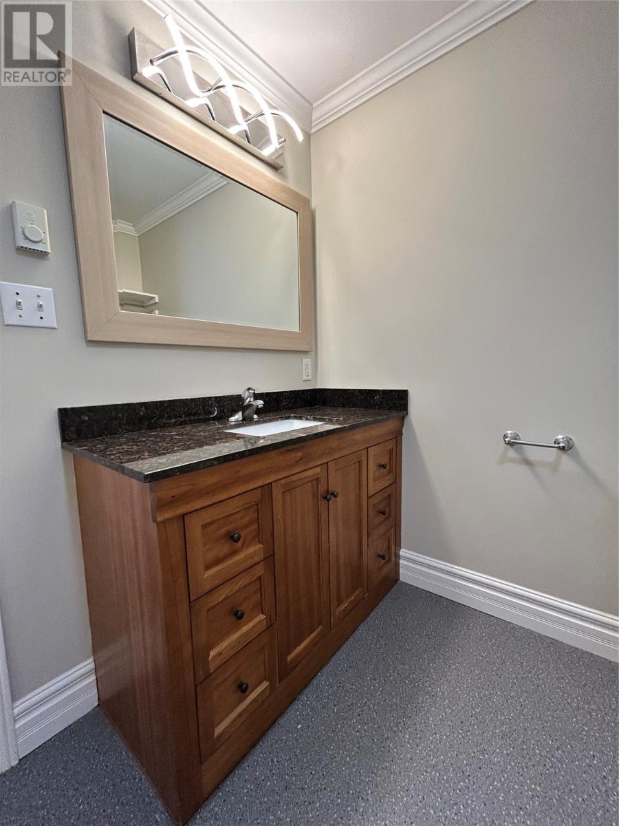 45 Franklyn Avenue - 17