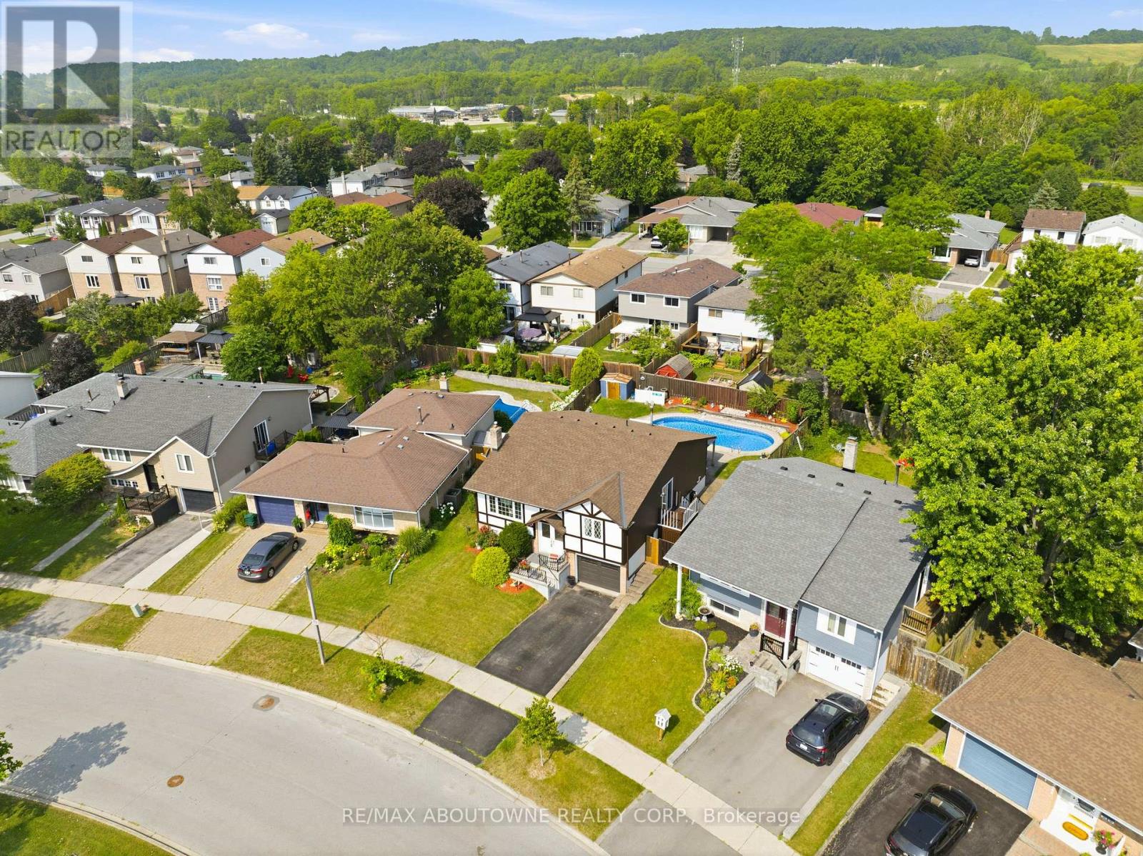 2339 GILLINGHAM DRIVE - 38