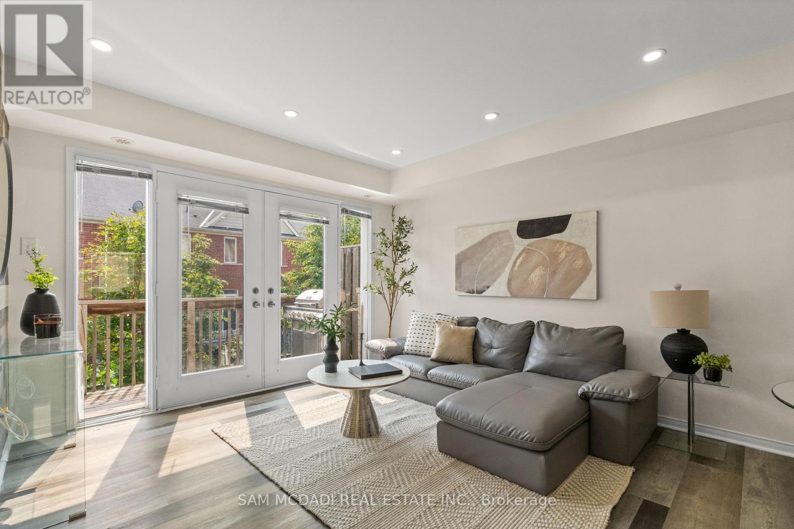 #55 3050 ERIN CENTRE BOULEVARD - Image 10