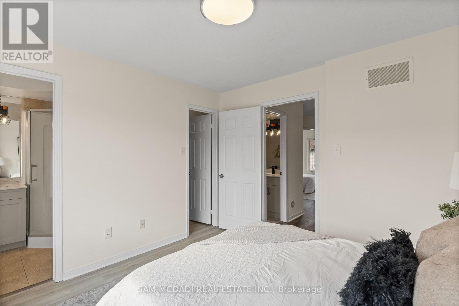 #55 3050 ERIN CENTRE BOULEVARD - 14