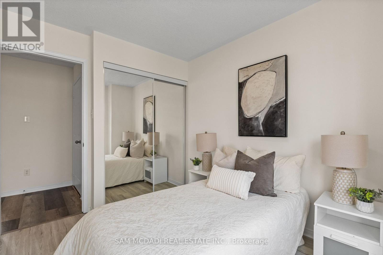 #55 3050 ERIN CENTRE BOULEVARD - Image 17