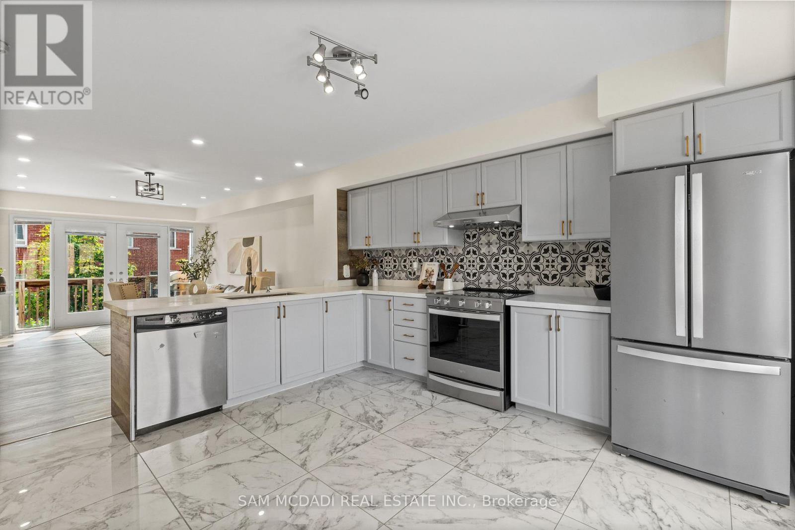 #55 3050 ERIN CENTRE BOULEVARD - Image 4