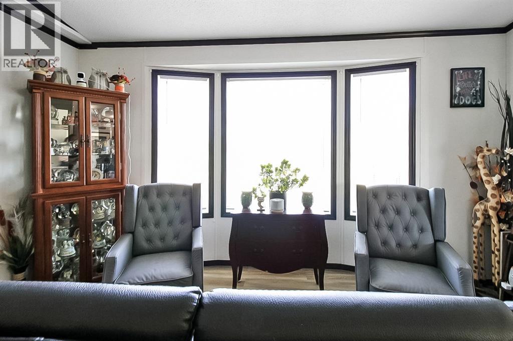 327 3 Street - Image 17