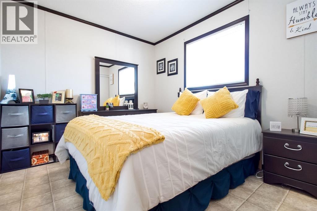 327 3 Street - Image 22