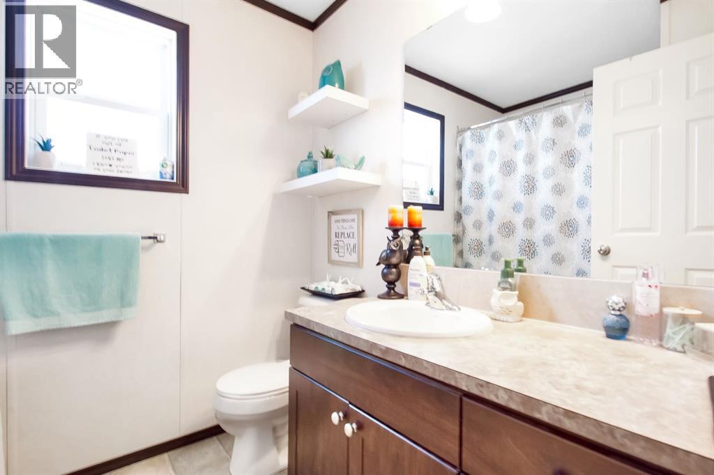 327 3 Street - Image 30
