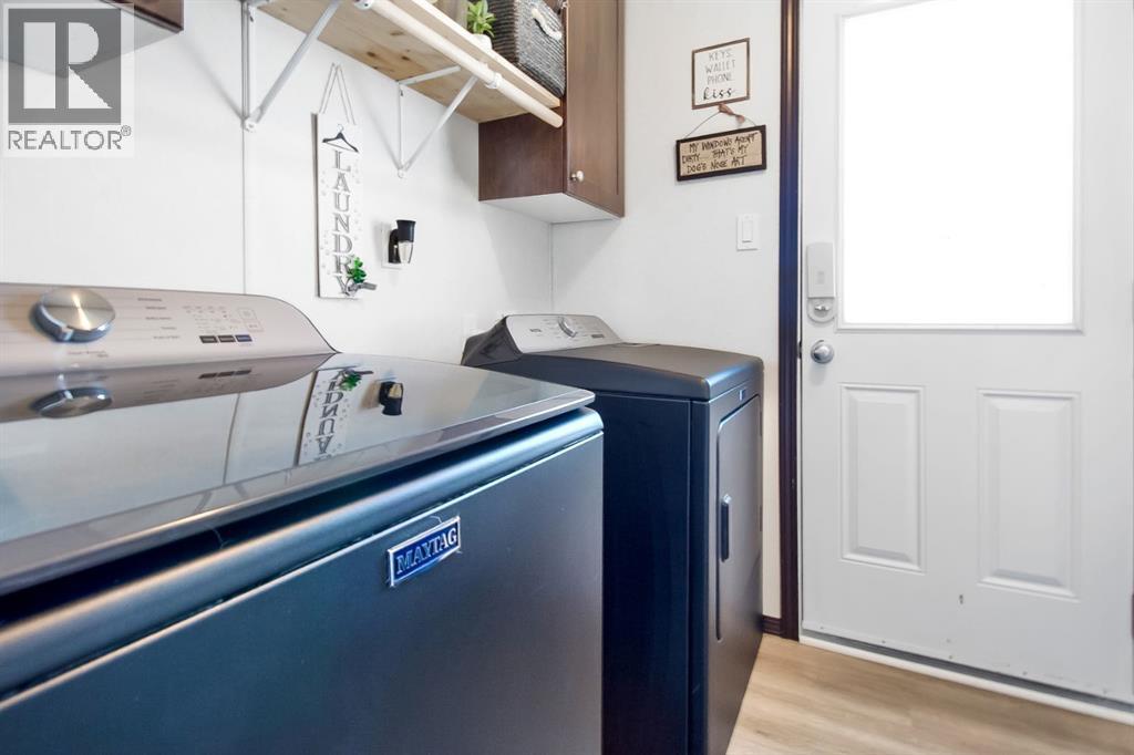 327 3 Street - Image 31