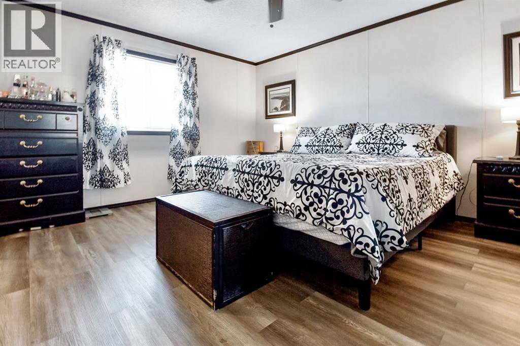 327 3 Street - Image 34