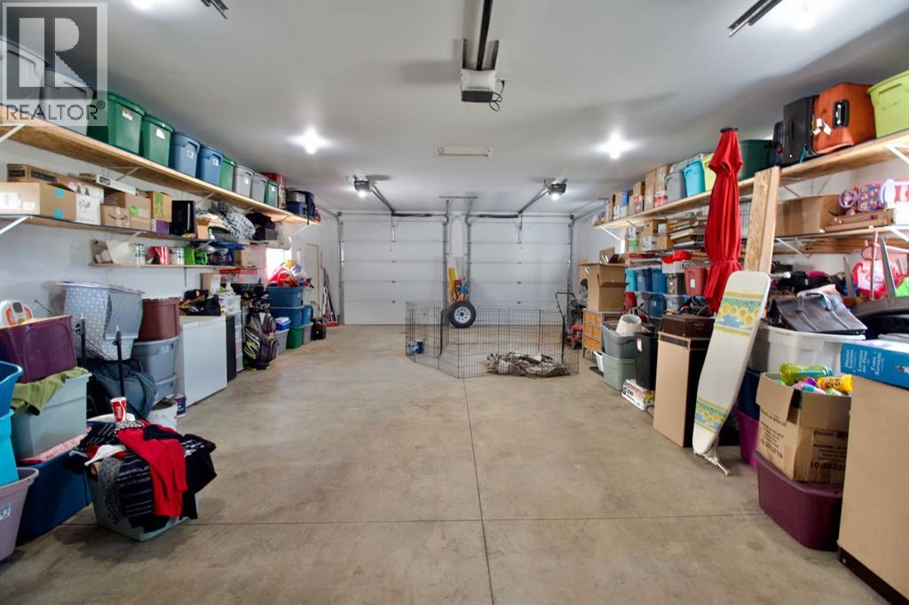 327 3 Street - 44